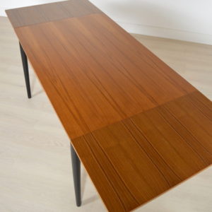 table tapiovaara 7