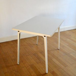 table-bureau-industriel-friso-kramer-23