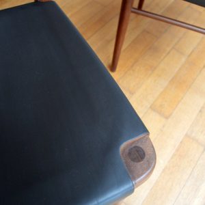 chaises scandinave teck et cuir vintage 8