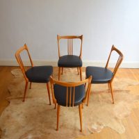 Suite de quatre chaises de Stevens années 50