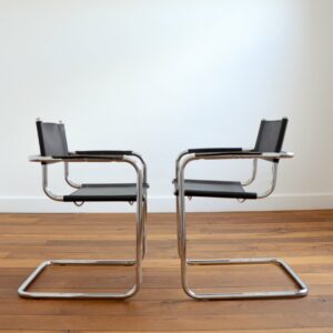 chaises : Fauteuil Bauhaus Mateo Grassi : Marcel Breueur 1970 vintage 2