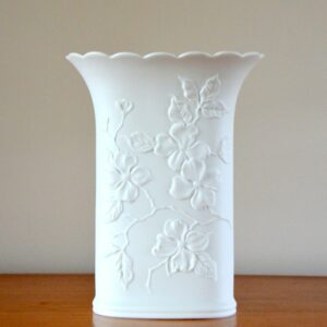 Vase blanc Kaiser Germany faience – porcelaine – Biscuit vintage 2