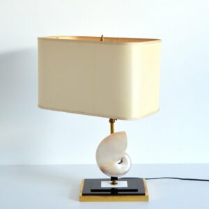 Lampe de table en laiton coquille de Nautilus 1970 vintage 13