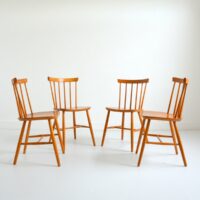Suite de 4 chaises SH41 par Ygnve Ekstrom pour Nesto Pastoe – 1960