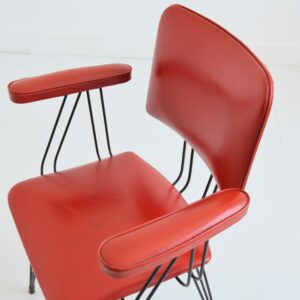 Fauteuil : chaise 1950 pieds Eiffel vintage 28