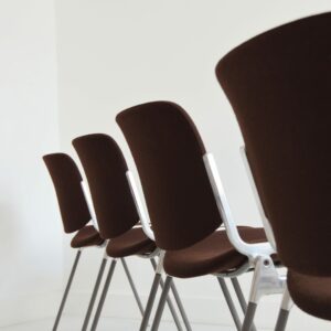 4 chaises Giancarlo Piretti par Castelli Italie 1970 vintage 10