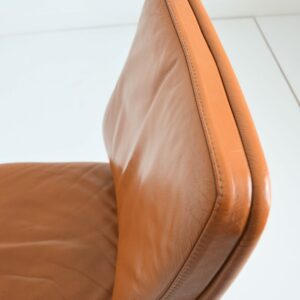 Fauteuil de bureau pivotant en cuir marron vintage 15