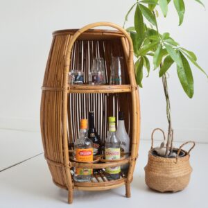 meuble Bar forme tonneau en bambou et rotin Italie 1960 vintage 3