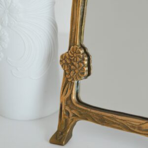 Miroir à poser Art Nouveau en laiton doré vintage 4