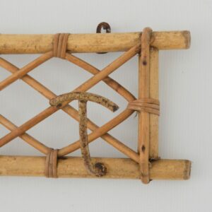 porte manteaux bois et rotin 1960 vintage 6