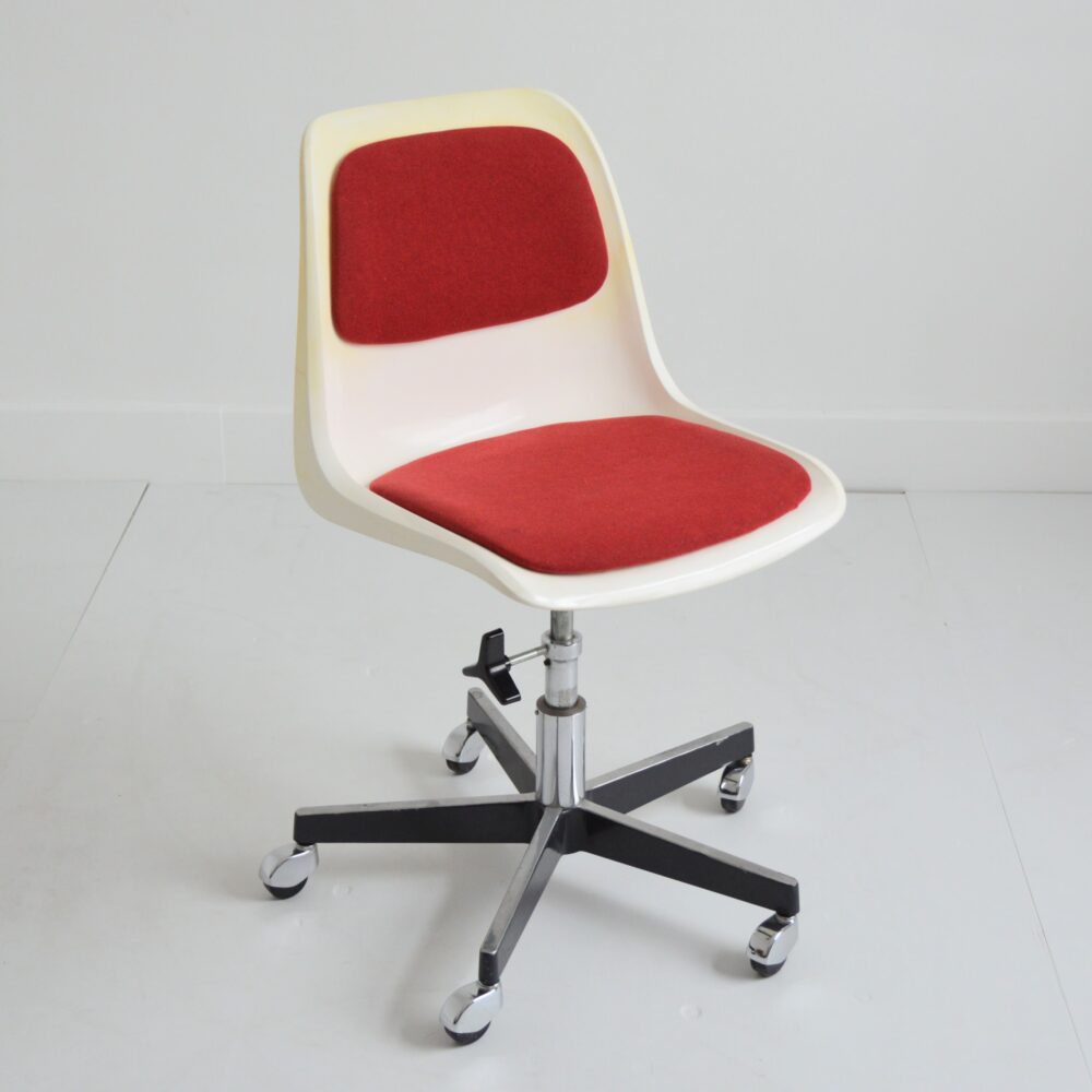 Chaise de bureau pivotante sur roulettes Europa Helmut Starke