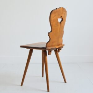 Chaise brutaliste en bois massif vintage 13