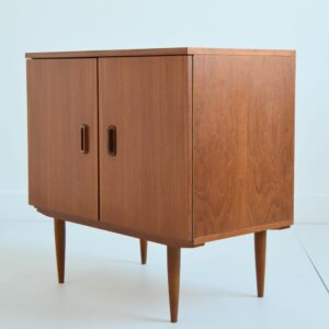 Petit meuble scandinave 1960 vintage 22