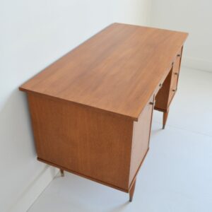 bureau 1960 vintage 21