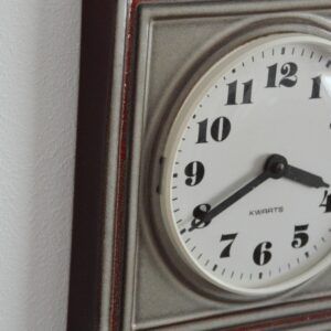 Horloge Quartz en céramique 1960 vintage 11