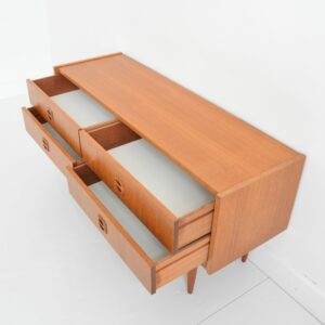 PEtite enfilade scandinave teck 1960 vintage 10
